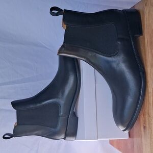 Quince Calfskin Leather Dress Chelsea Boots Black 8